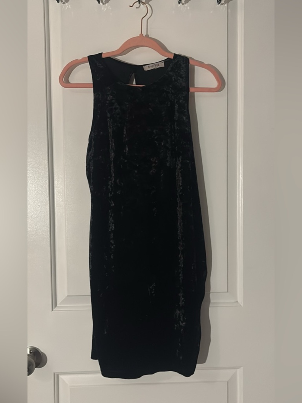 Black Velvet Sleeveless Mini Dress